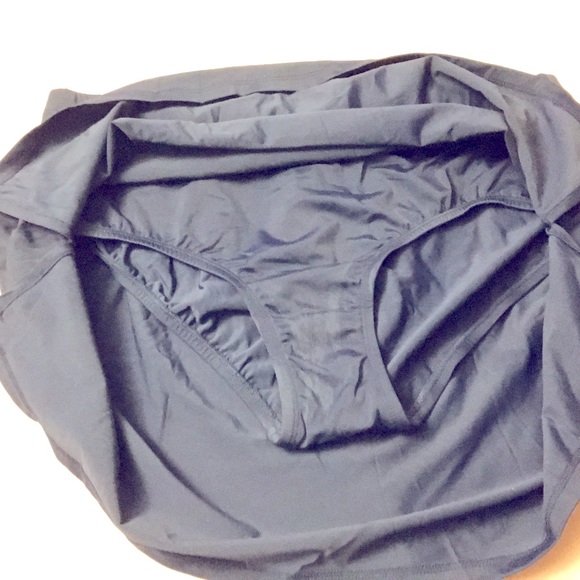 Swim skirt from Swimsuits for All. Dark navy blue. Size 20 - Picture 2 of 4